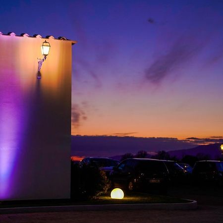 Tenuta Amalthea Villa เซสซาอูรุนกา ภายนอก รูปภาพ